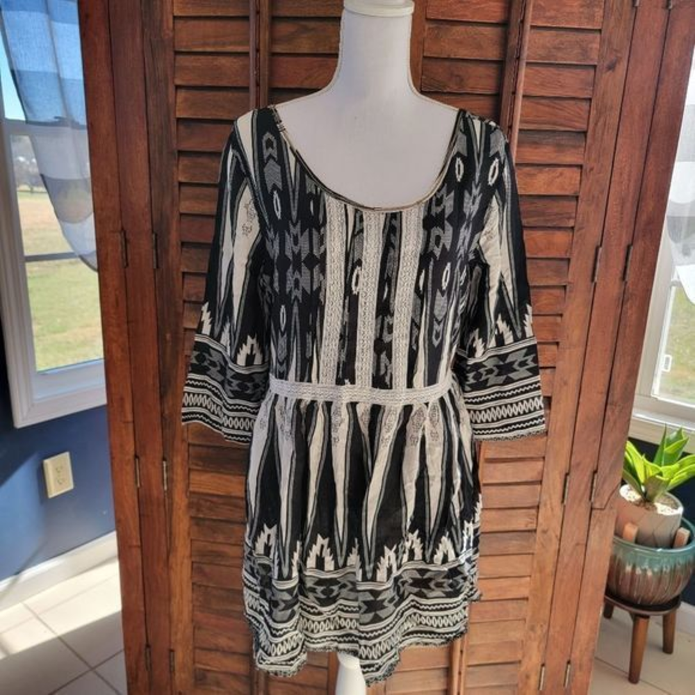 Velzera NWT MINI DRESS size medium BOHO beaded with embroidery aztec